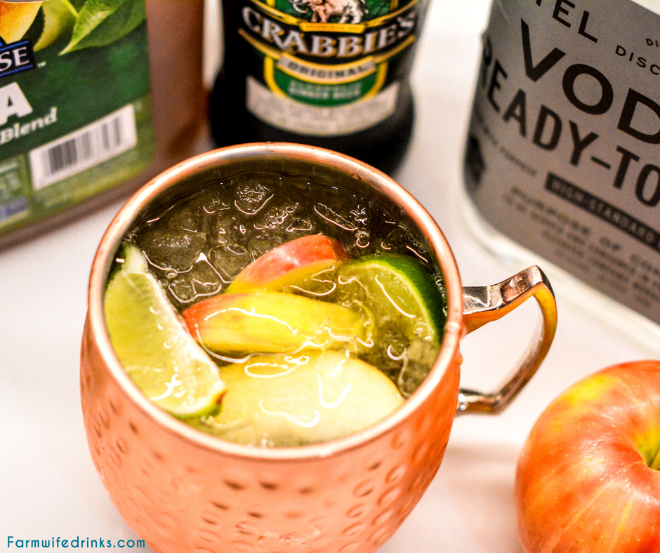 https://www.farmwifedrinks.com/wp-content/uploads/2018/11/Apple-Cider-Moscow-Mules.png