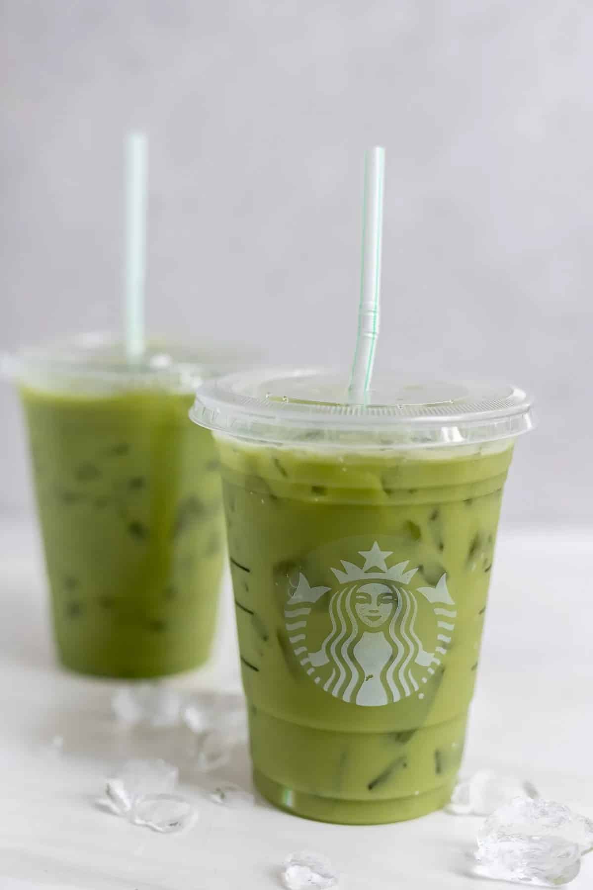 90-Second Iced Matcha Latte Recipe Oat Milk (Starbucks Copycat)